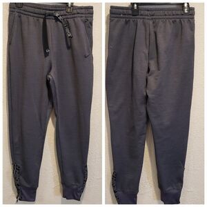 NIKE Therma Fit Jogger Pants DM3373-100 Zippers Size Small Gray